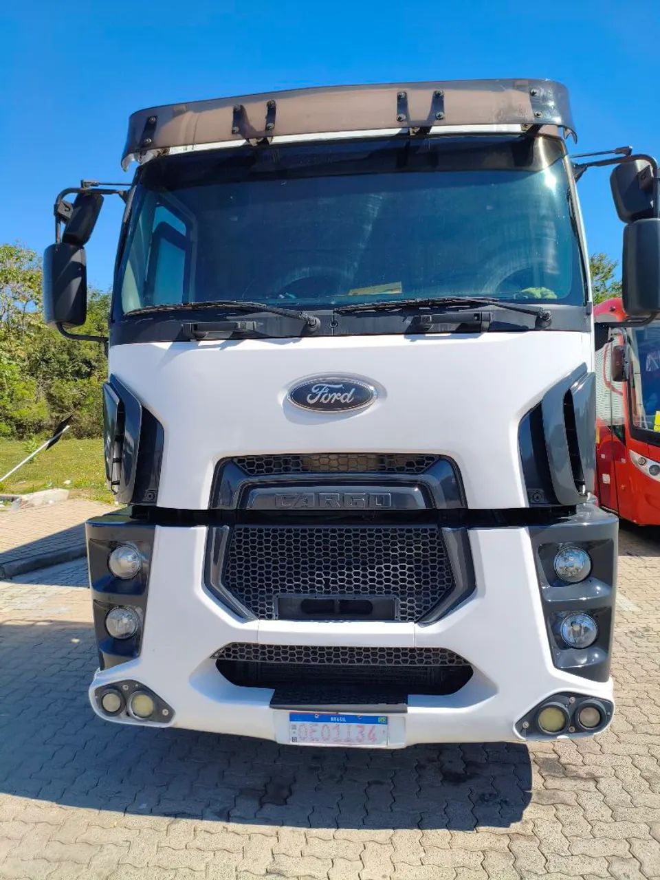 Vende-se conjunto - cavalinho Ford cargo 
