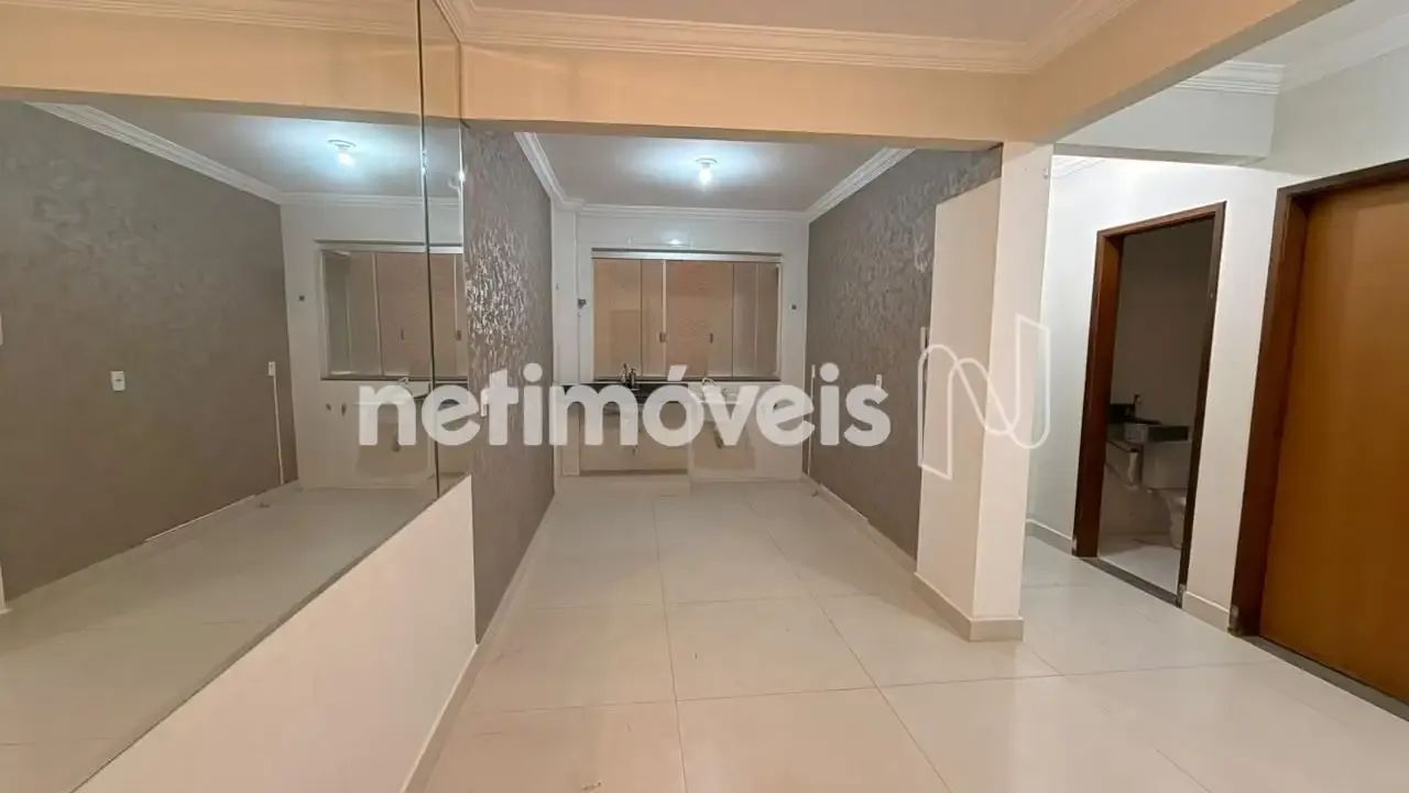 Apartamento de 2 quartos com suíte no Guará, QE 40, Polo de Modas