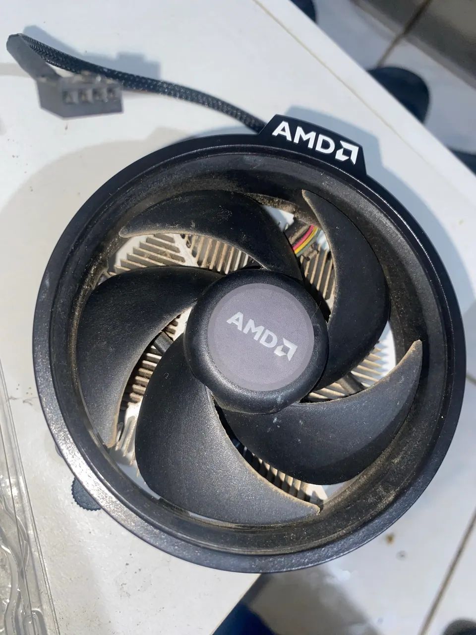 Ryzen 5 2400g + cooler AMD original - Foto 3