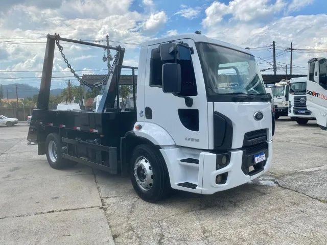 Ford Cargo 1729 Poliguindaste - Foto 3