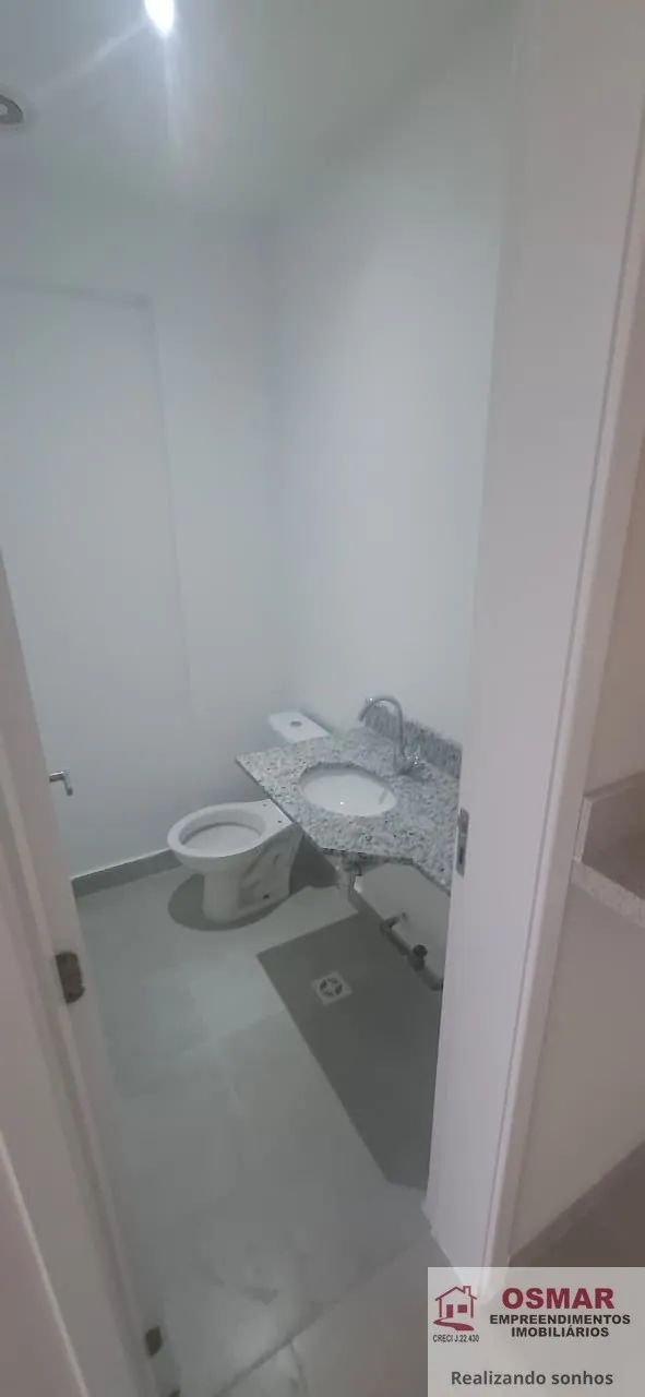 Sala Comercial para Locação na Vila Mathias, Santos-SP: 1 Sala, 1 Banheiro, 42m² de Área.  - Foto 3