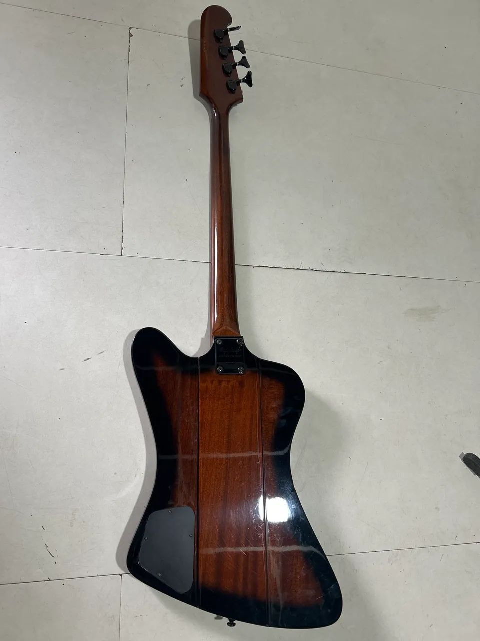 Baixo Thunderbird - Foto 4