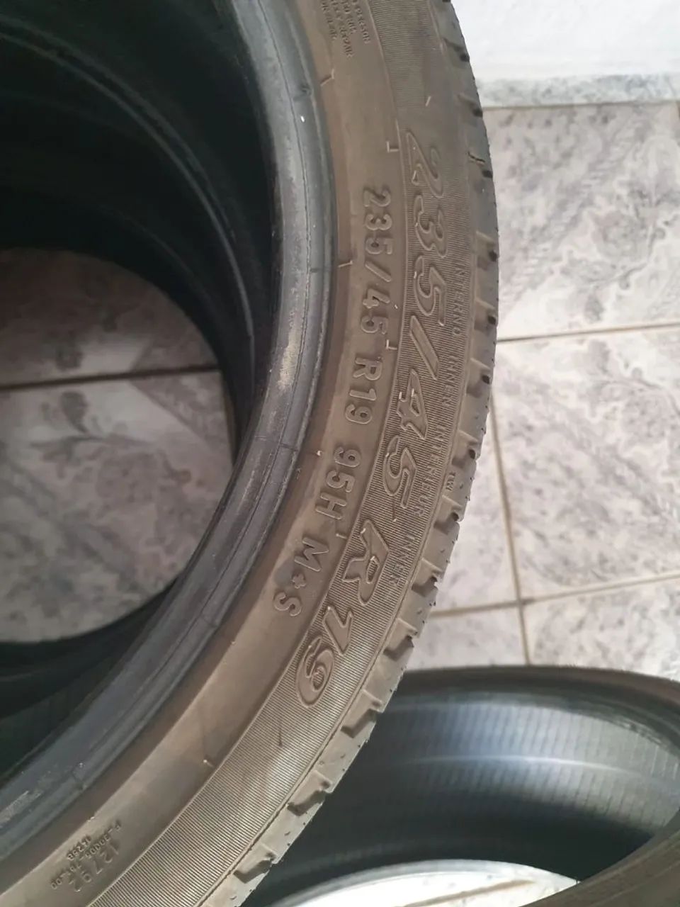 4 Pneus pirelli aro 19 - Foto 4