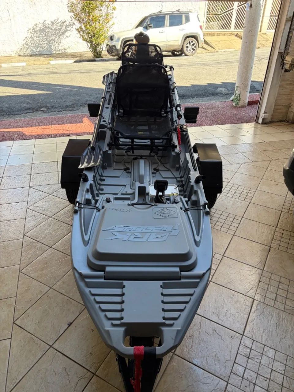 Caiaque Ark 1290, Motor MERCURY 5HP e Carreta - Foto 5
