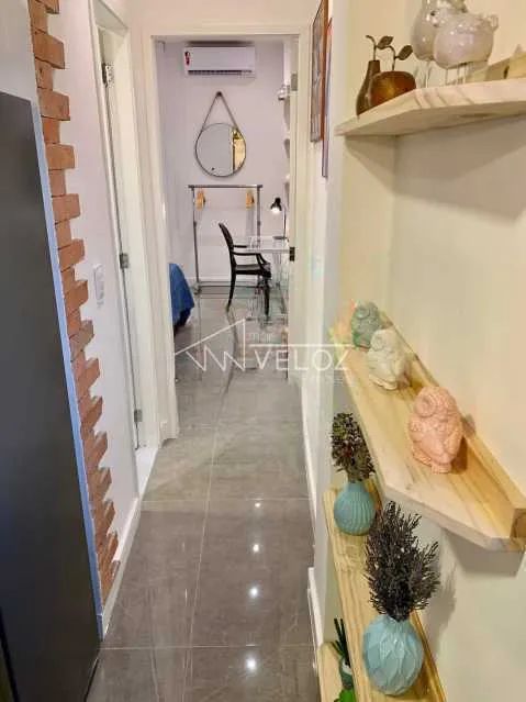 Kitnet/Conjugado : / Residencial / Centro