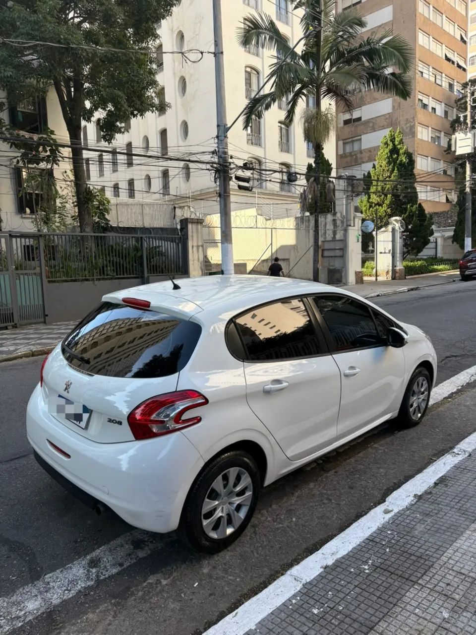 Peugeot 208 Active/active Pack 1.5 Flex 8V 5P 2014 - Foto 4
