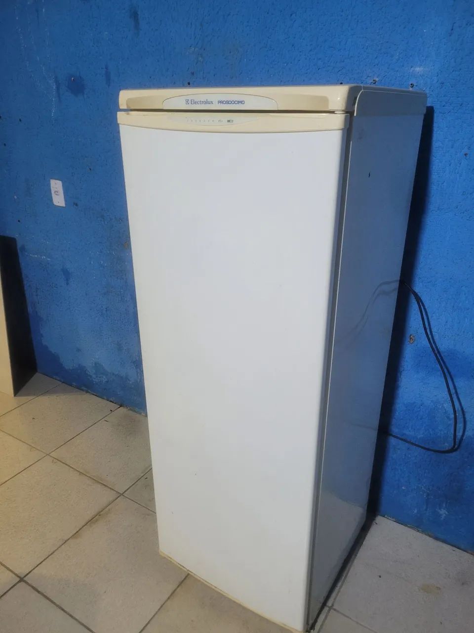 Freezer em bom estado 110v - Foto 2