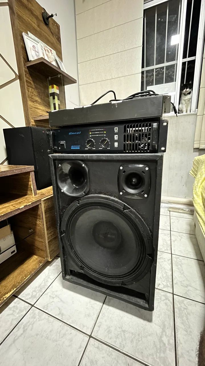 Caixa e Amplificador