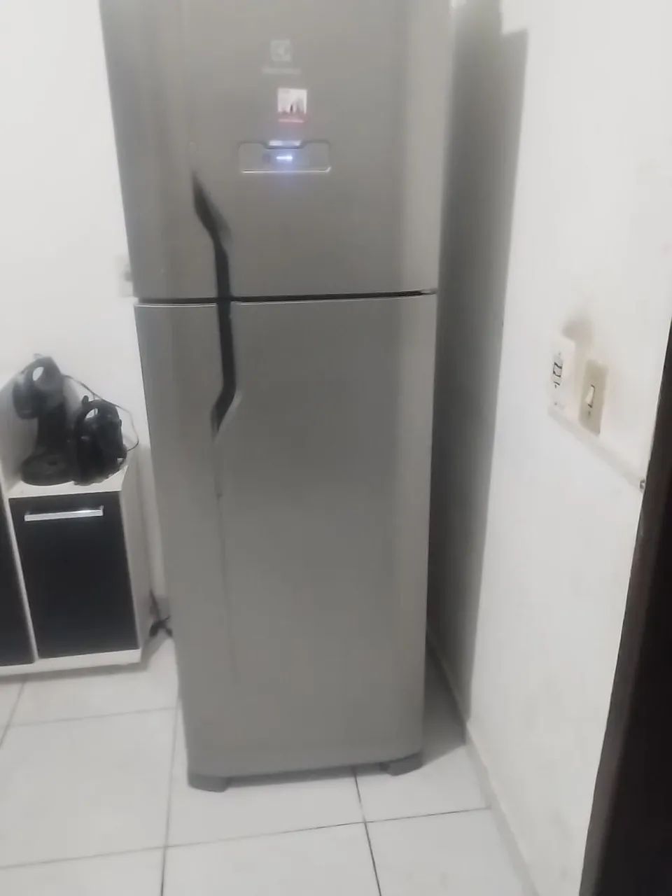 Geladeira Eletrolux Frost free 