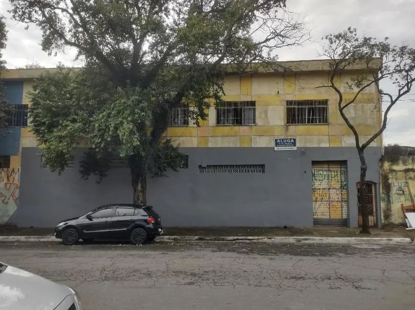 Prédio comercial na Rua Petrobrás, 813 - 827  400 m²