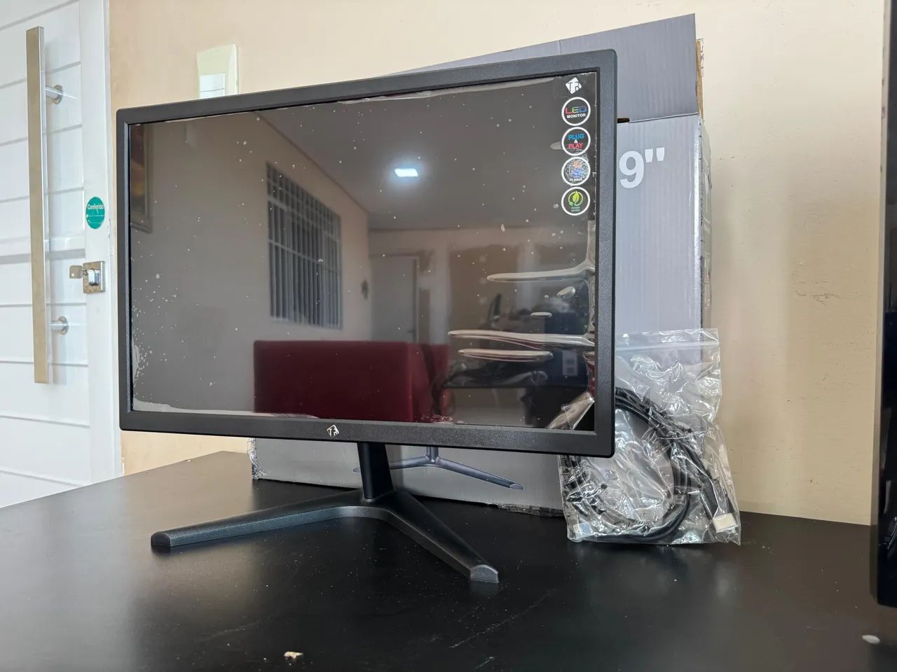 Monitor Tronos 19.5 polegadas LED Novo na Caixa - Foto 3