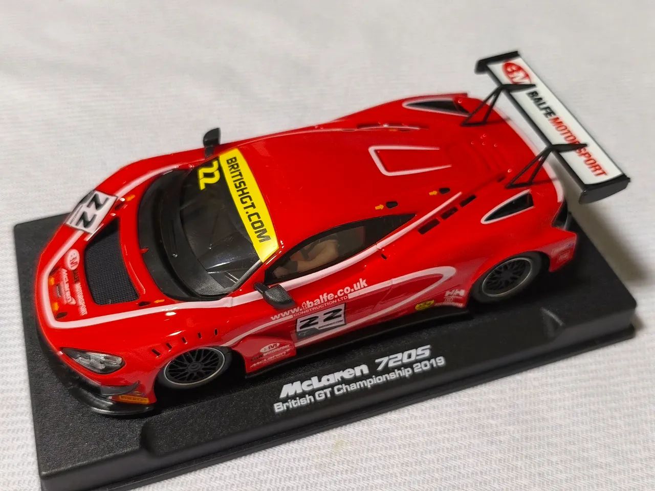 Carro de autorama McLaren 720S GT 2019