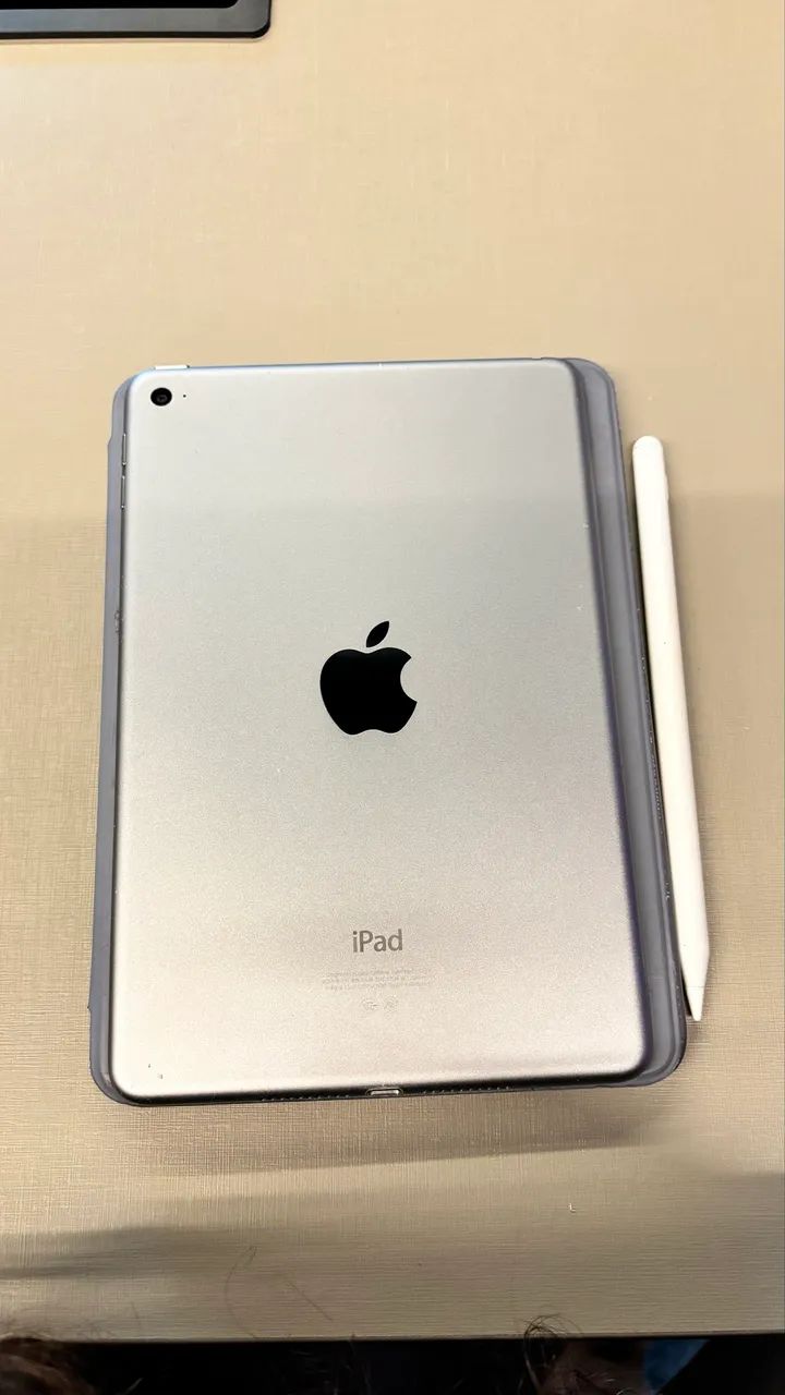 iPad Mini 4