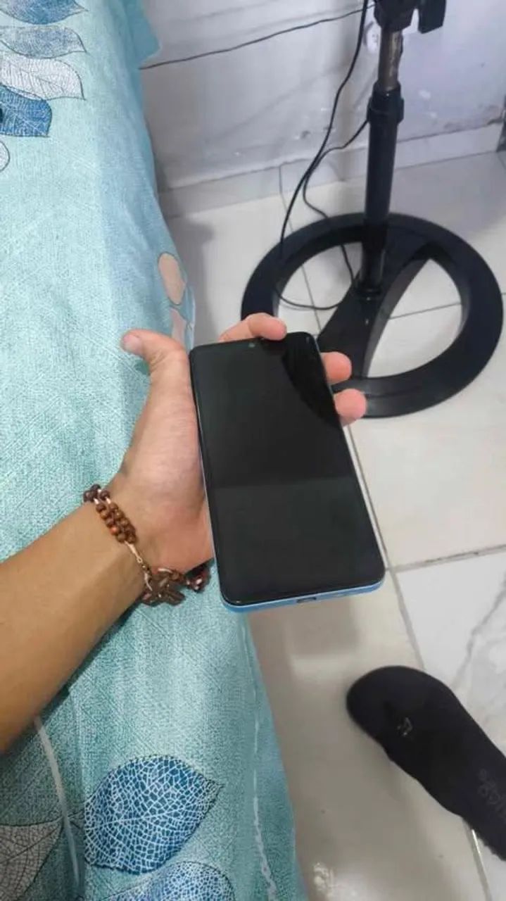 iPhone 11 e Redmi 12 - Foto 3