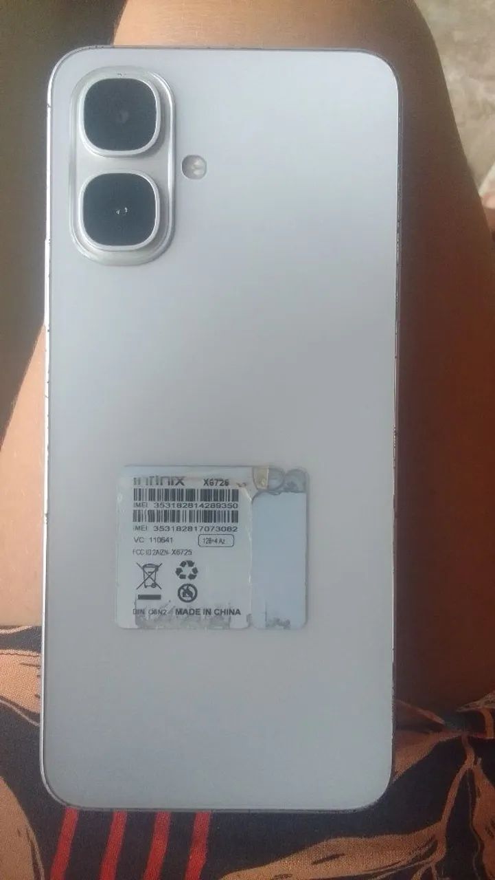 Vendo um celular infinix
