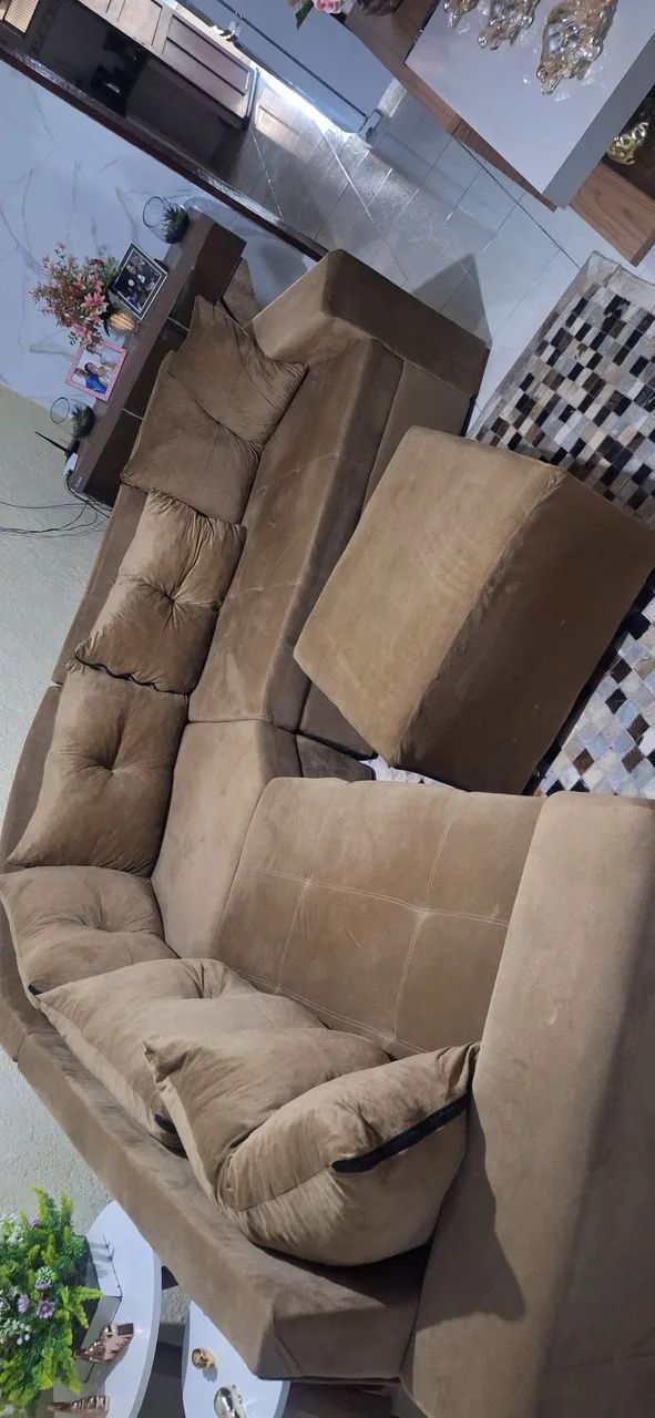 Vendo sofá de canto, pouco usado!