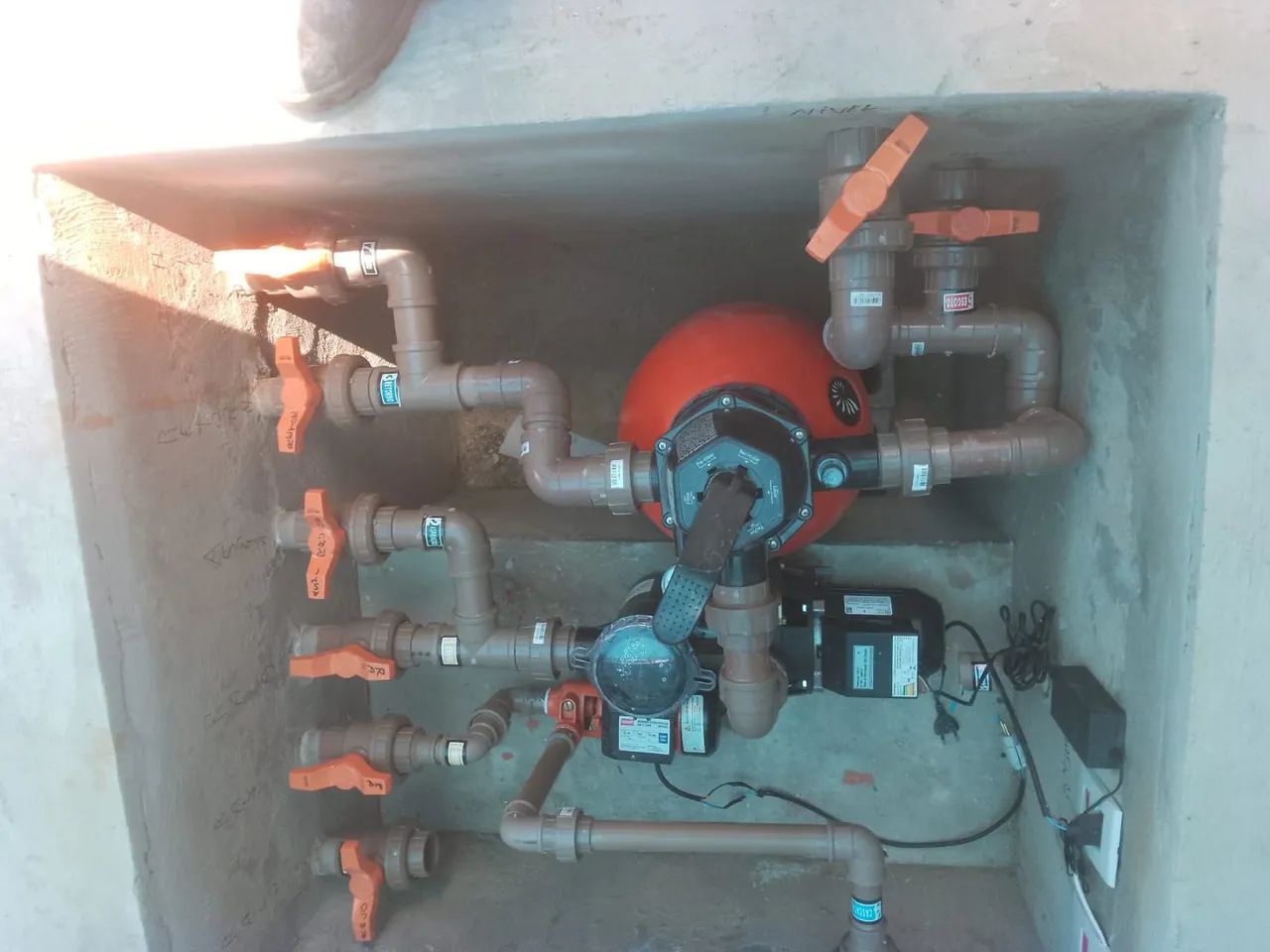 Construção e manutenção de piscinas de vinil e azulejo  - Foto 3