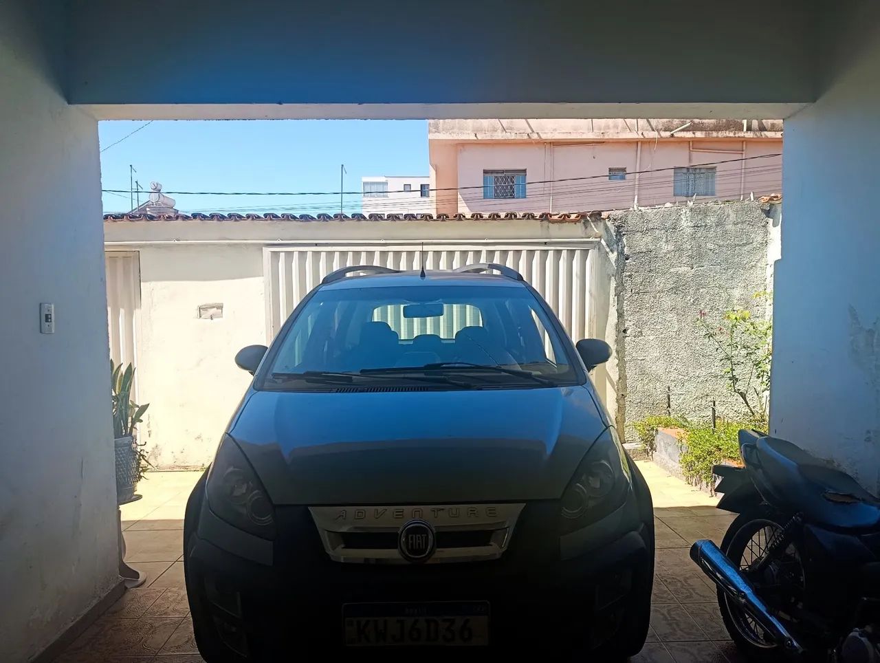 Fiat Idea Adv./ Adv.lock.dualogic 1.8 Flex 5P 2014 - Foto 3