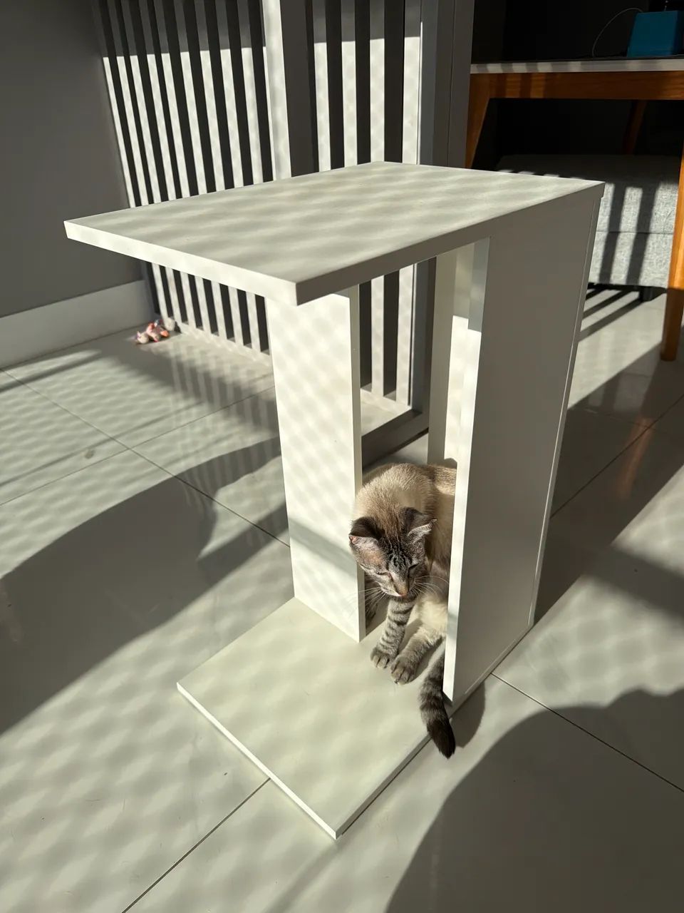 Mesa de Cabeceira 