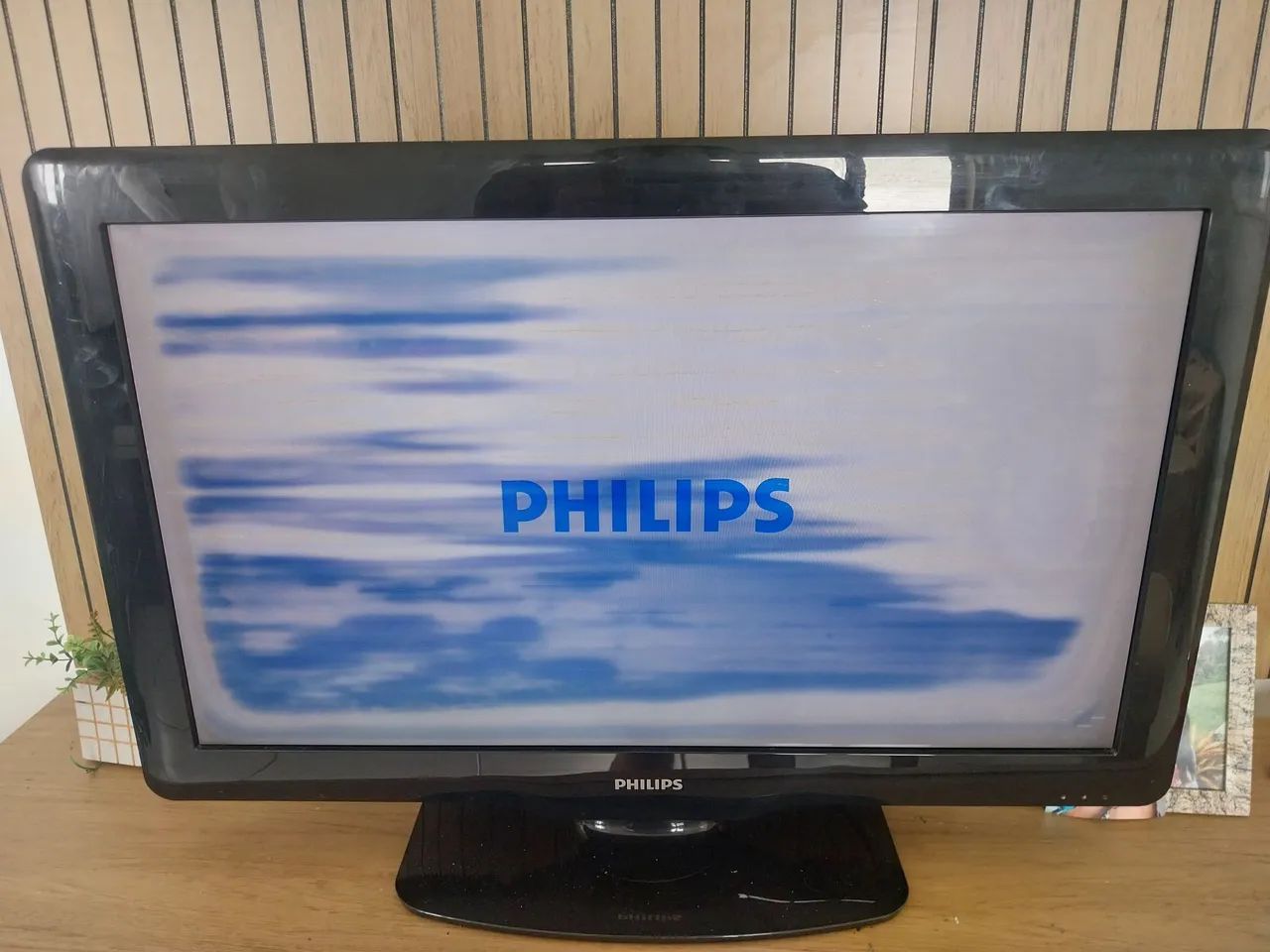 Tv 32 polegadas funciona tela com reflexo - Foto 4