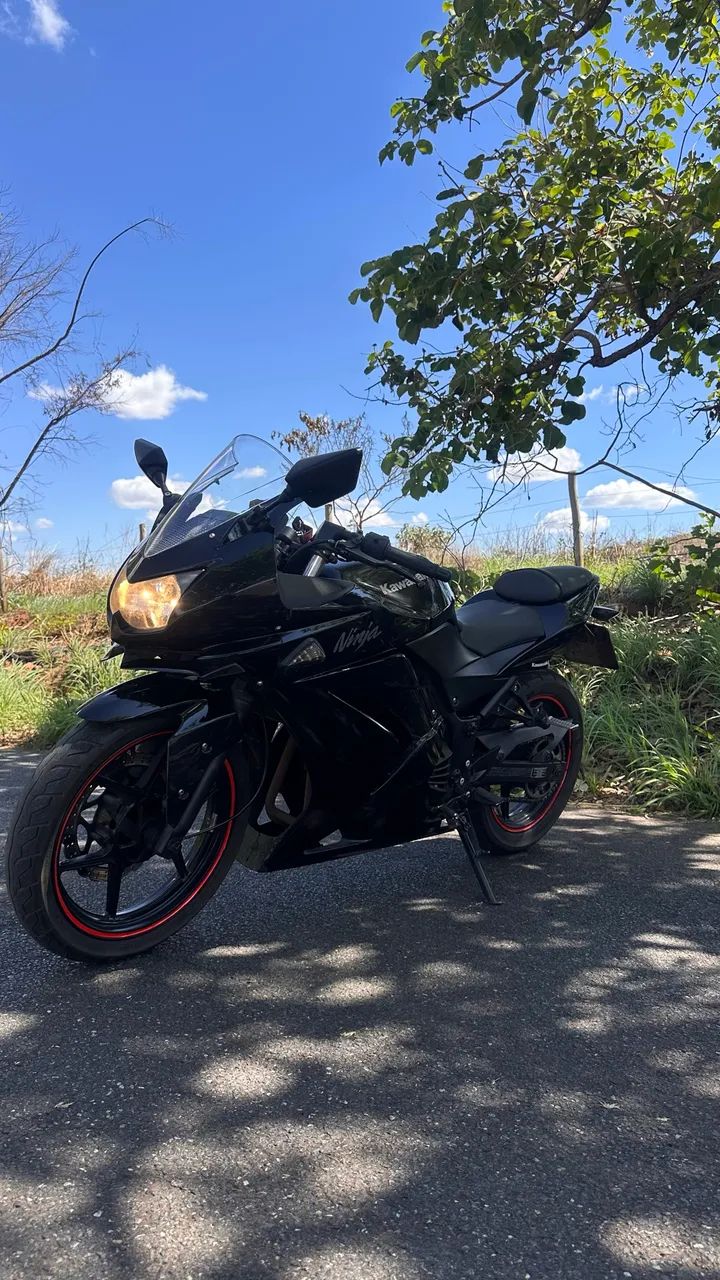 Kawasaki ninja 250r  - Foto 3
