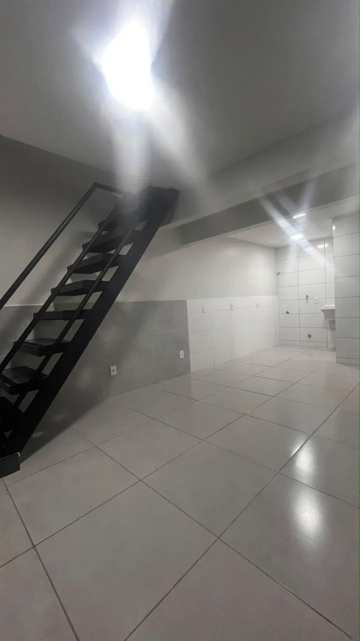 Alugo apartamento Duplex