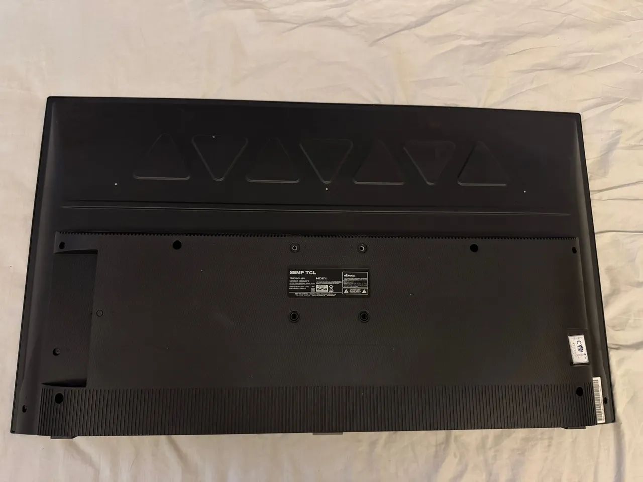 Smart TV Semp TCL de 40 polegadas, modelo 40S6500FS (funcionando e com tela quebrada) - Foto 2