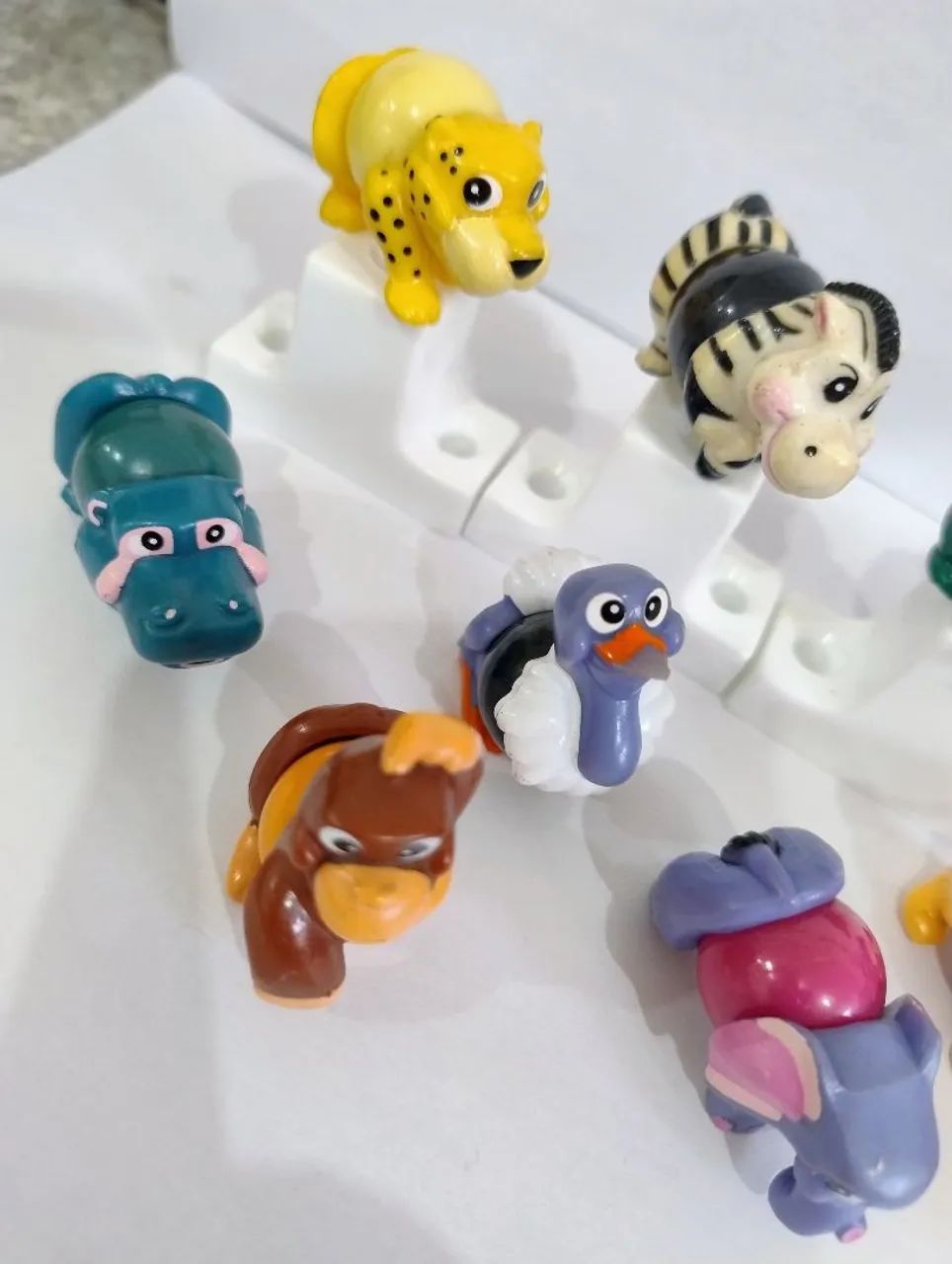 Bicho Bola Kinder ovo década de 90 - Foto 3