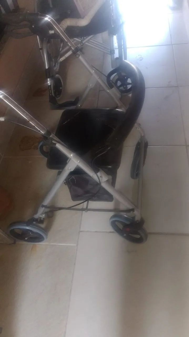 Carinho para idoso - Foto 2