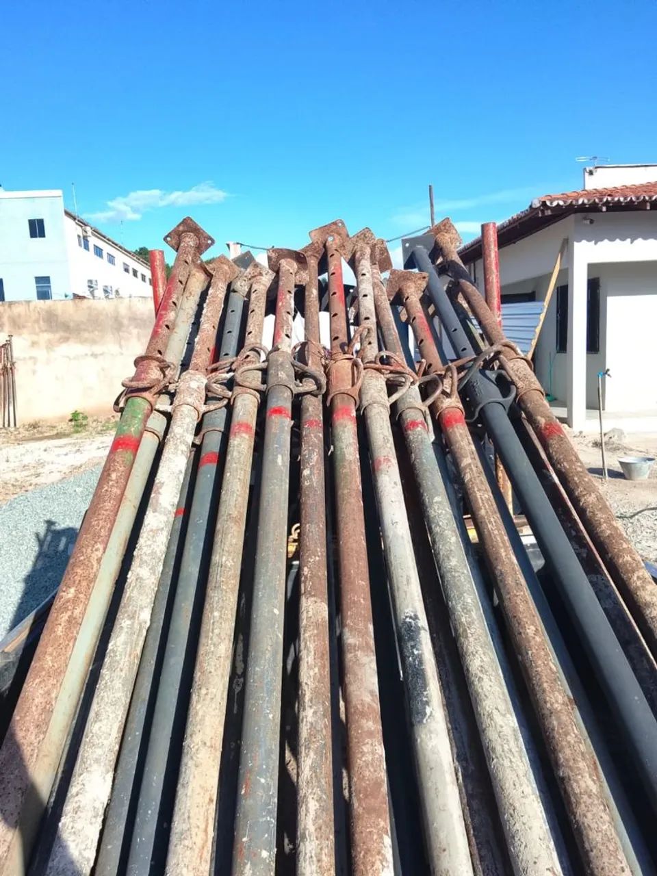 Aluguel de escoras frete grátis 