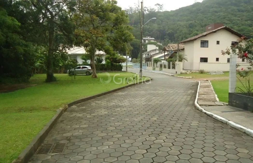 Terreno de 1.435 m² em Sambaqui - Foto 3