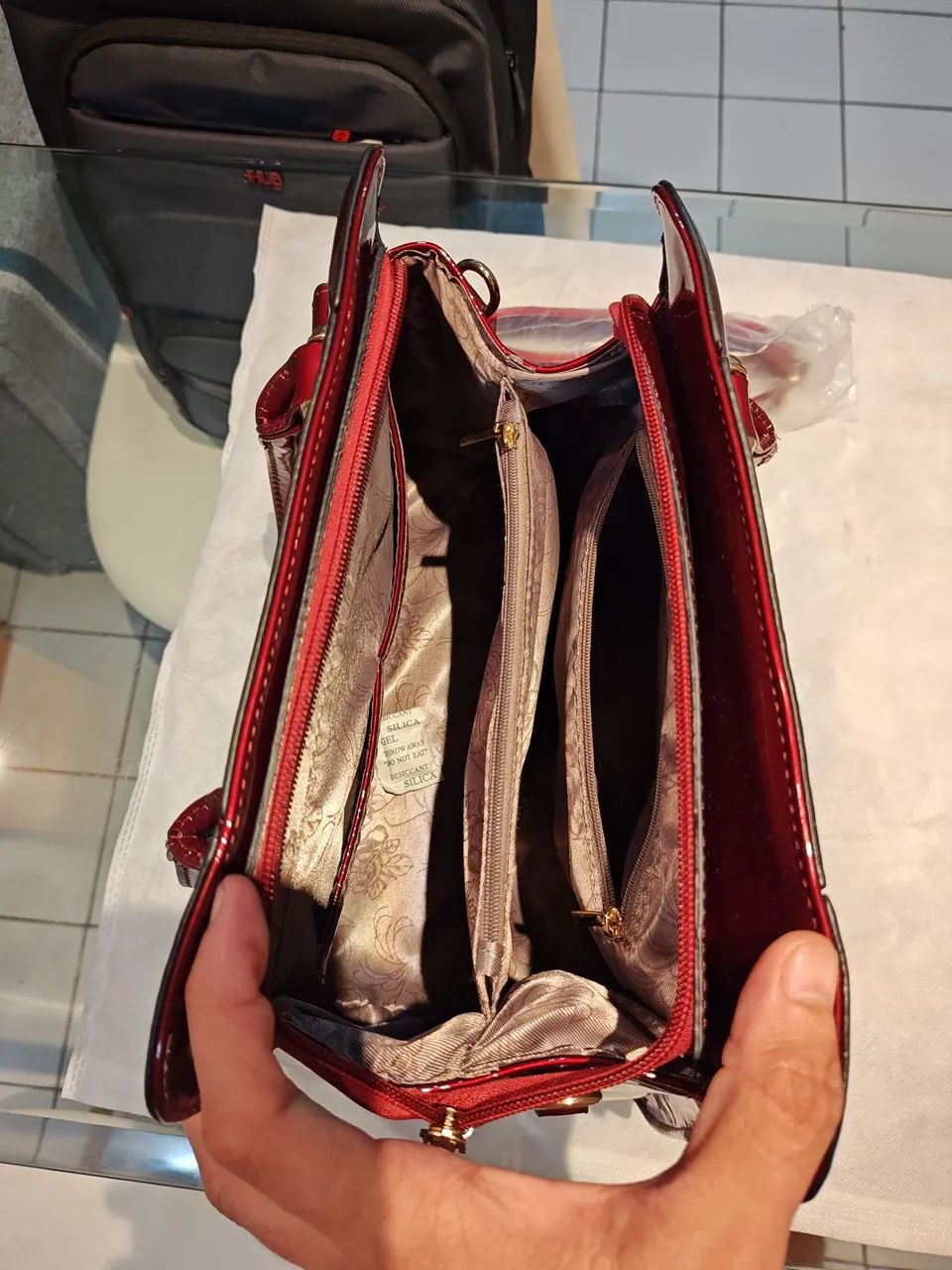 Bolsa feminina com zíper. - Foto 4