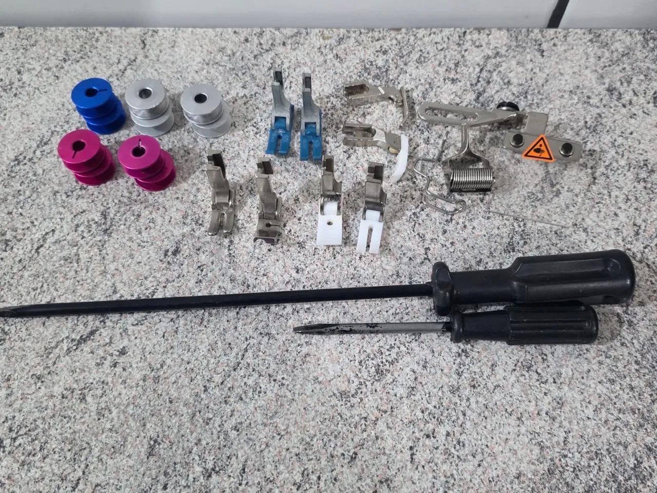 Máquina de costura reta industrial  - Foto 3