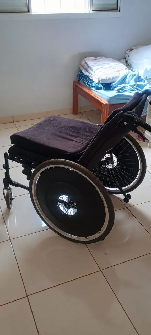 Cadeira de rodas Ortobras - Foto 3