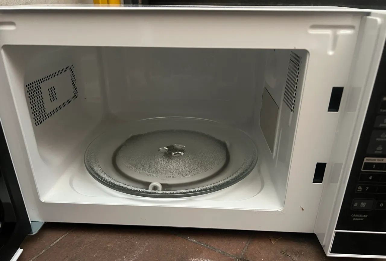 Microondas MIDEA 20 litros