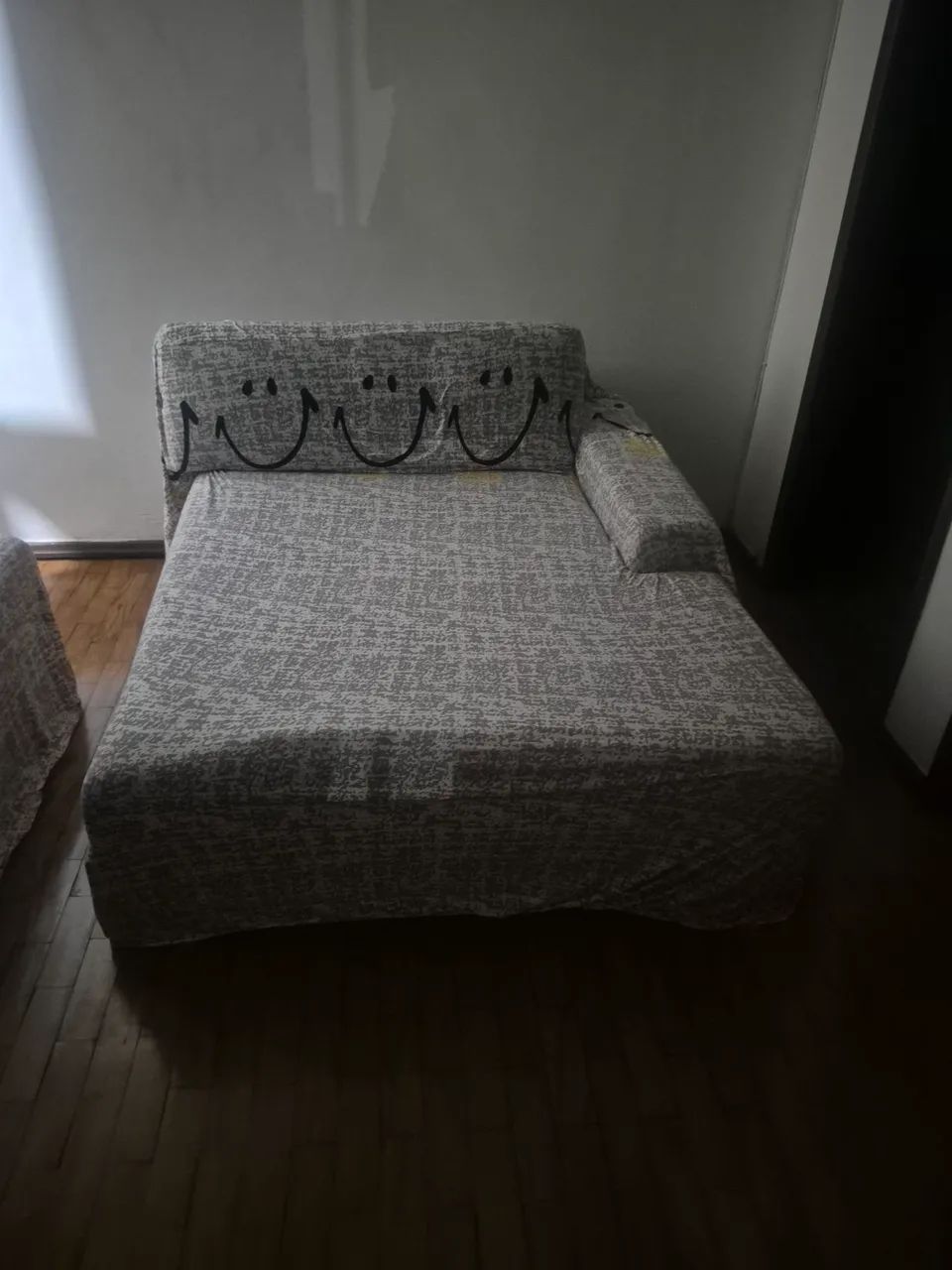 Sofá bege com chaise - Foto 5