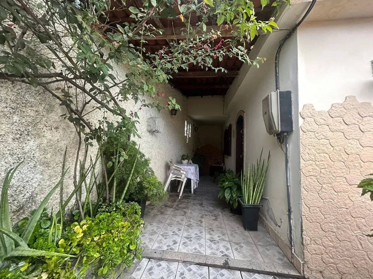 Ótima Casa 4 Quartos em Nilópolis - Foto 2