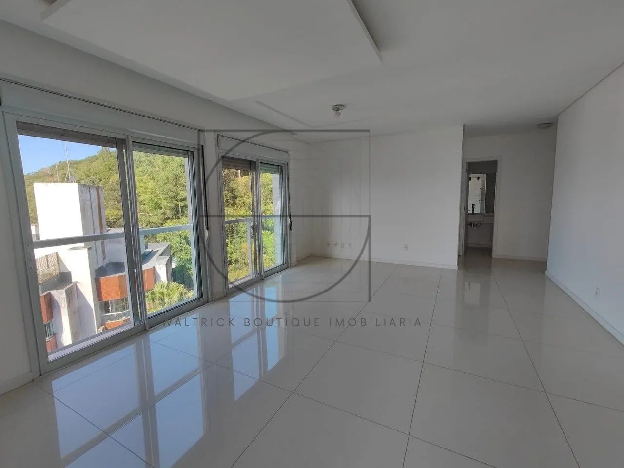 Cobertura linear exclusiva em Canajurê com vista permanente para o mar - Foto 2
