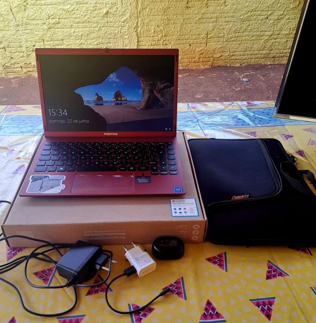 Notebook Positivo Vermelho 