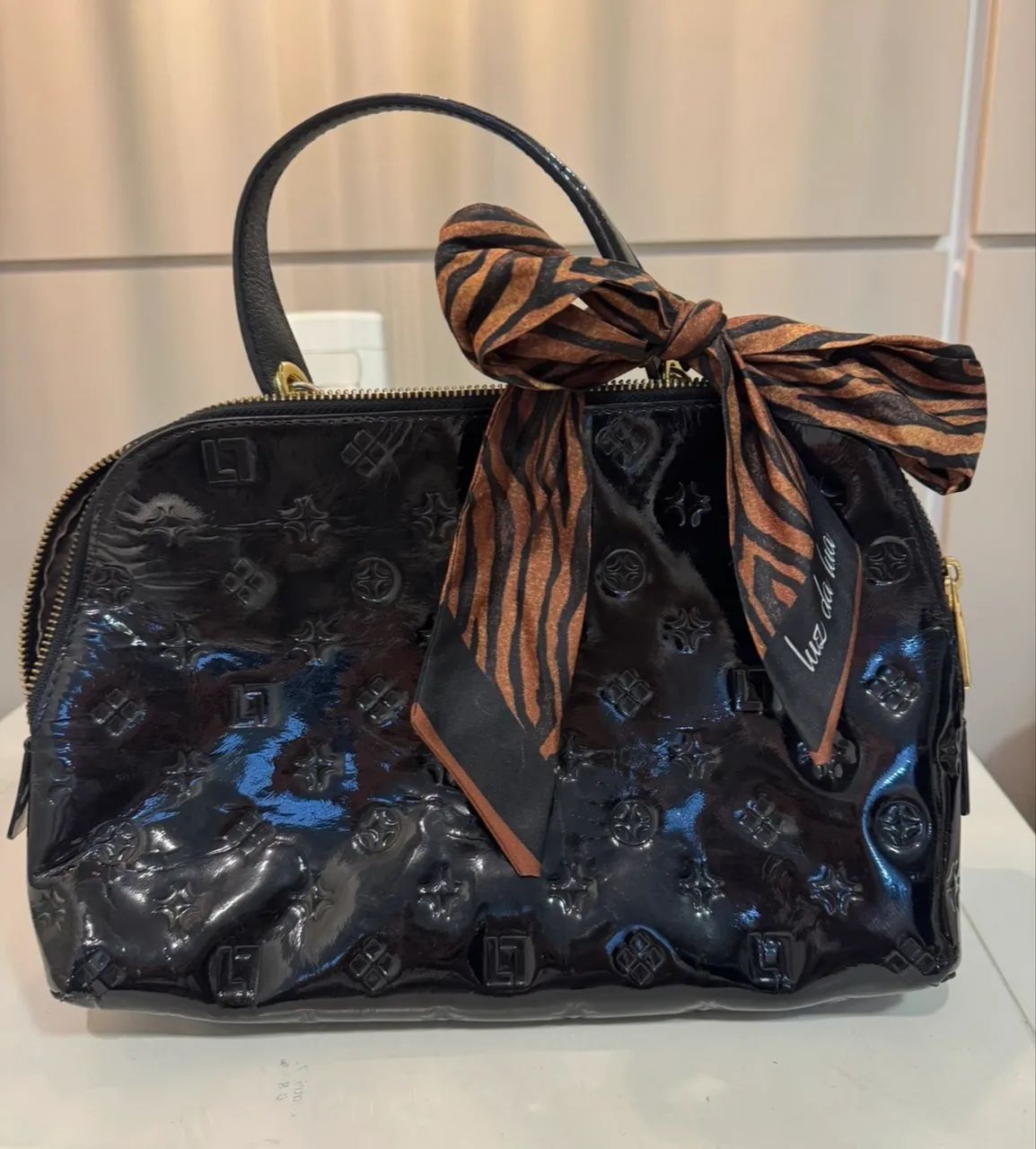 Bolsa luz da lua couro verniz preta nova perfeita