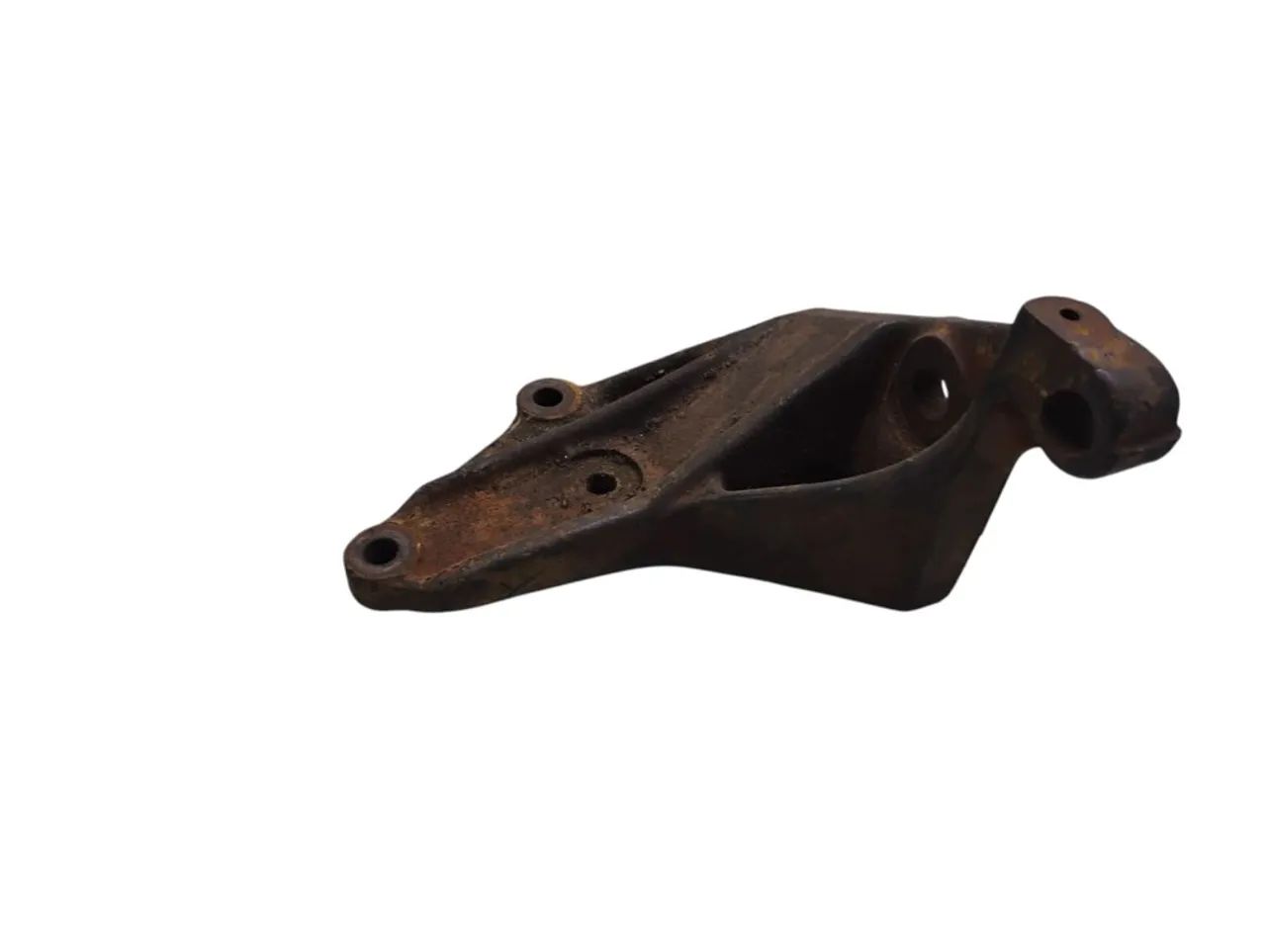 Suporte cabine dianteiro esquerdo iveco 2013