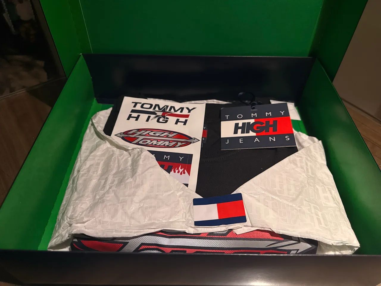 Camiseta collab Tommy High
