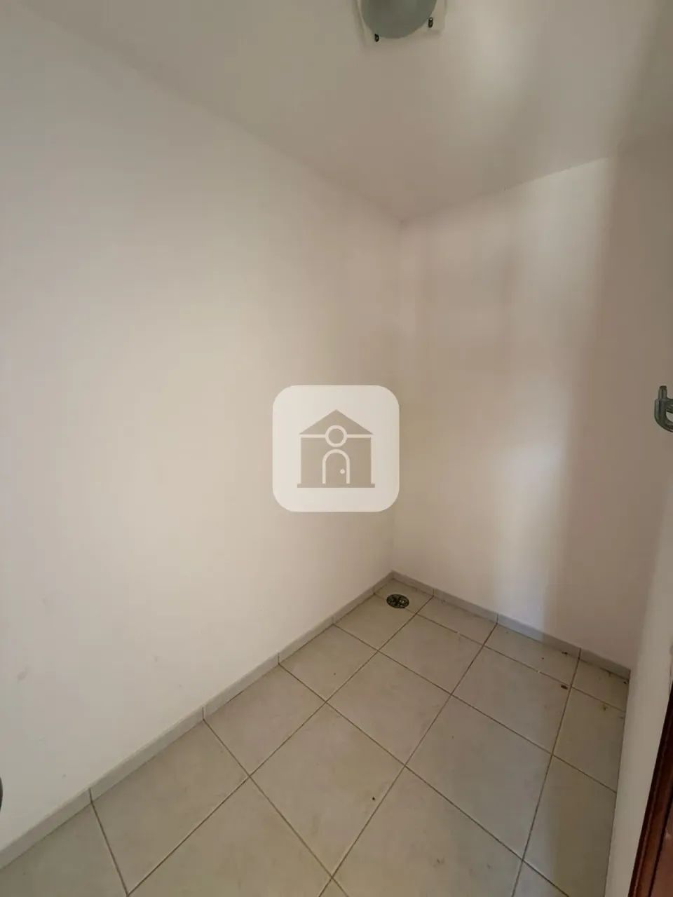 Excelente casa 4 quartos para venda ou locação bairro centro - Foto 5