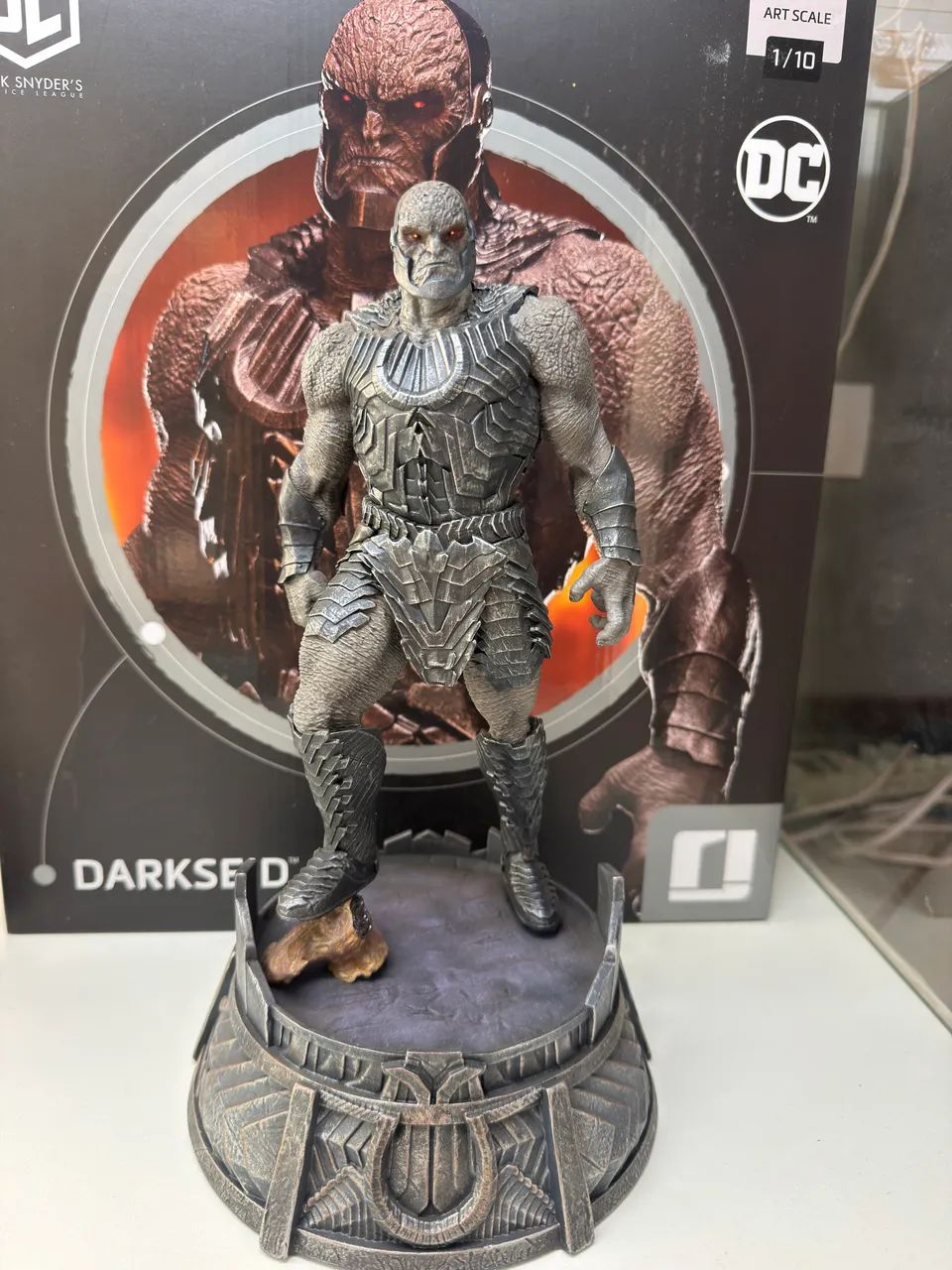 Darkseid - Iron Studios - Completo - Na caixa! Perfeito