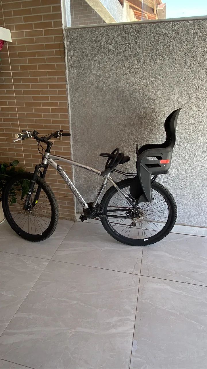 Vendo bike muito conservada 
