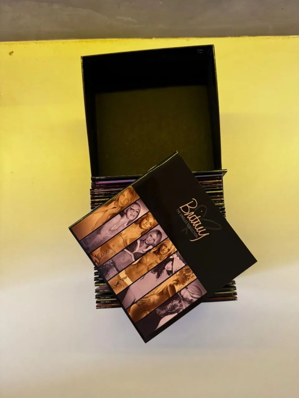 Britney Spears - Box The Singles Collection - Foto 2