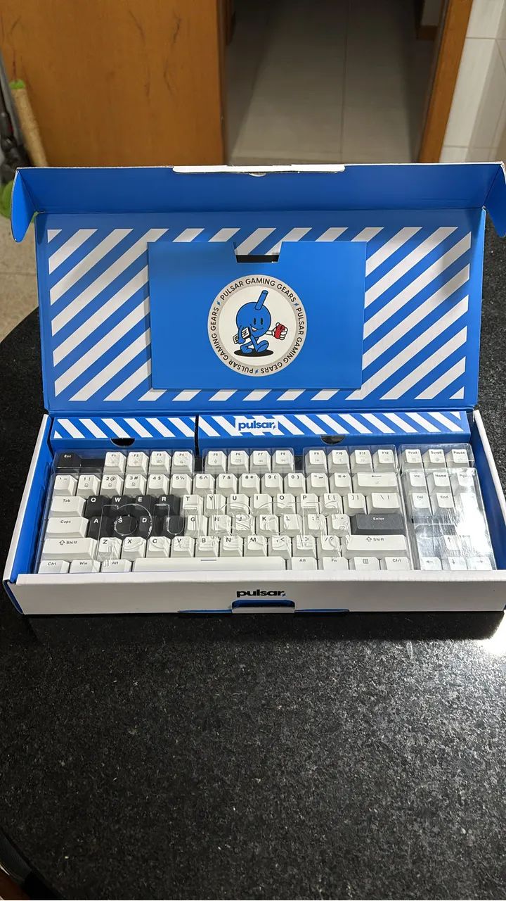 TECLADO PULSAR PCMK2 HE