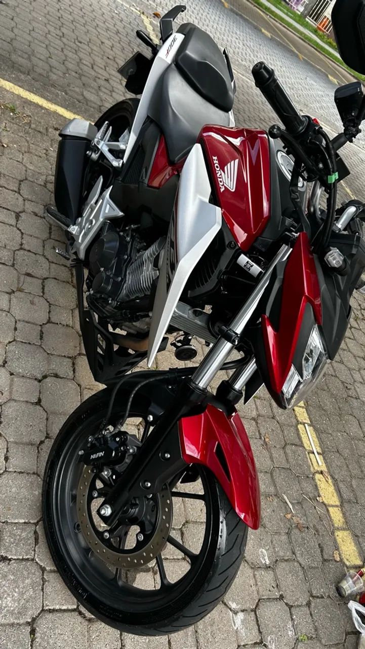 CB300 2026 - Foto 4