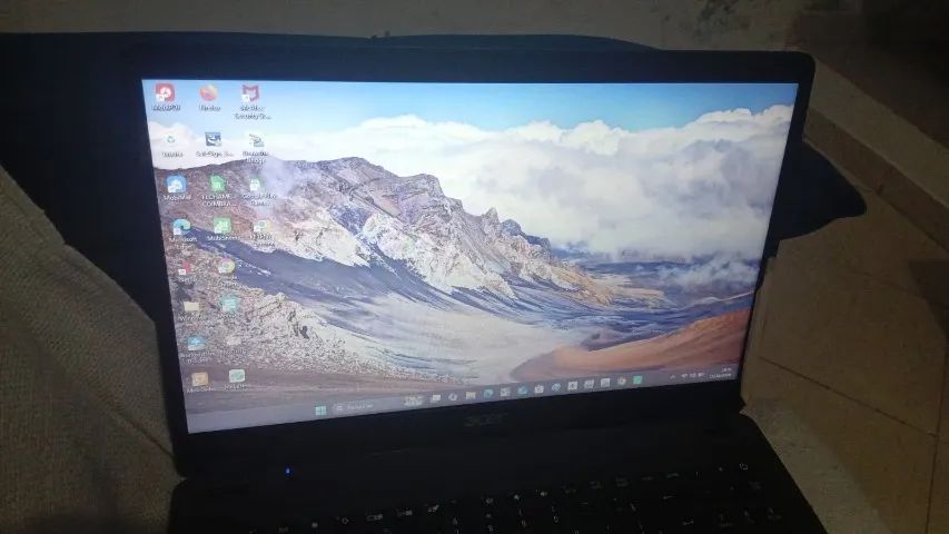 VENDO NOTEBOOK ACER ASPIRE 3 - Foto 5