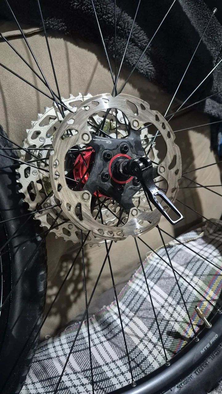 Roda completa, pneu, peão e disco MTB 29 - Foto 3